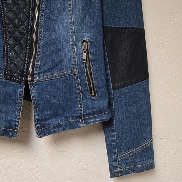 PAPARAZZI BY BIZ JEAN JACKET WITH BLACK FAUX LEATHER TRIM, SIZE MEDIUM - Picture 5 of 13